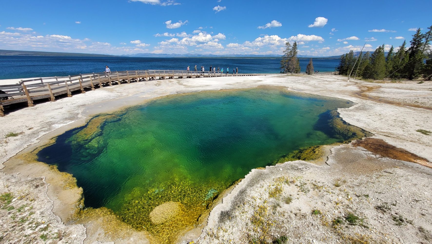 how many days are recommended to visit yellowstone